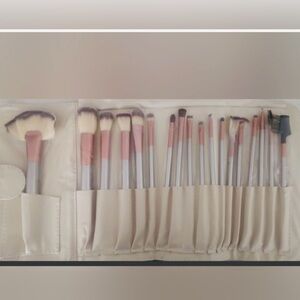 Brand new make up brush set 18pcs